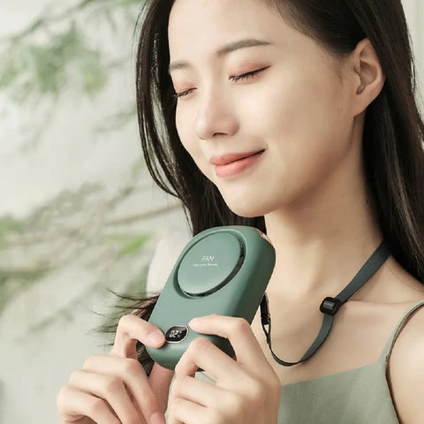 New Mini Portable Fan Portable Rechargeable Bladeless Turbo Ultra Quiet Student Hand Held Fan Outdoor Sports Travel